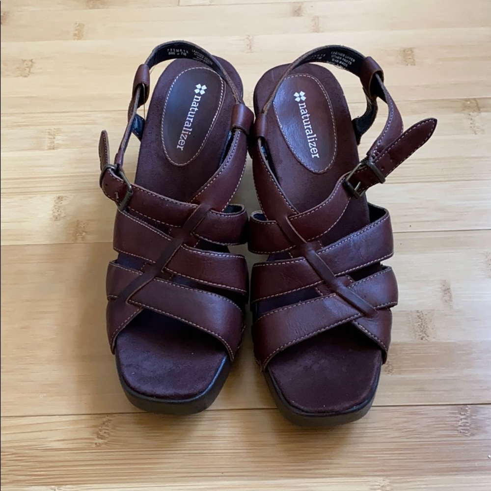 [NWOT] Naturalizer Burgundy Heels